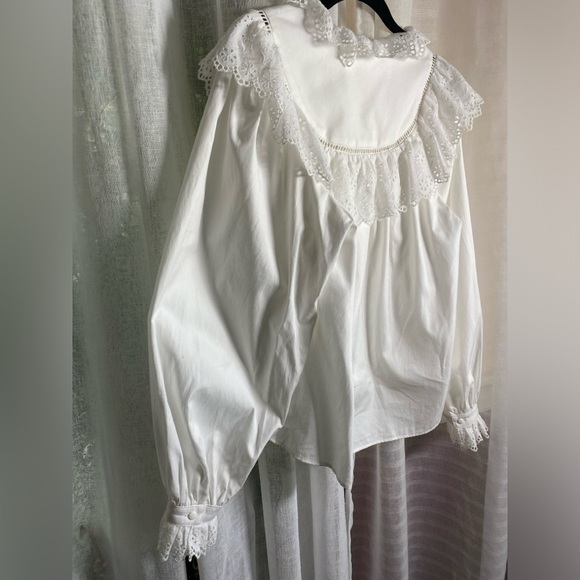 EMERSON FRY Victoria 3 White Poplin Blouse Eyelet Lace Pearl Button XS - Picture 10 of 10